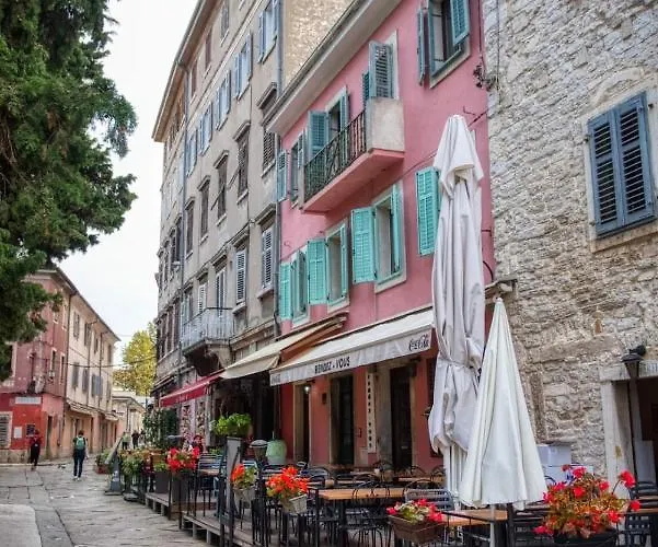 Studio Apartment Amfora Near Arena *